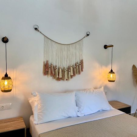 Batsi Seaside Apartment Екстериор снимка