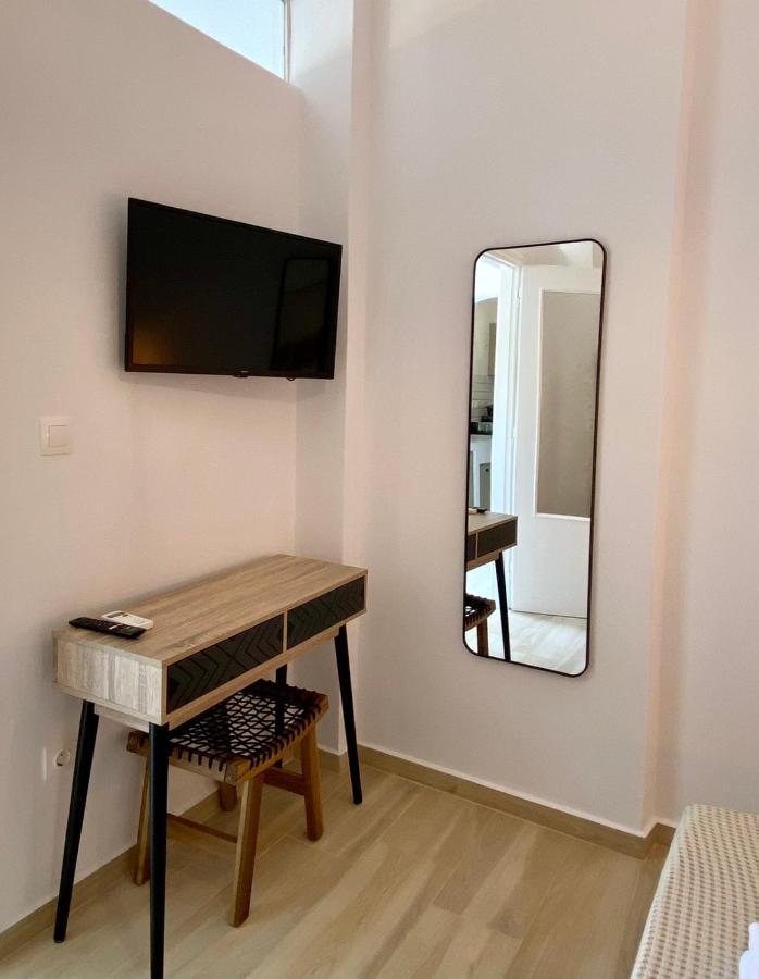Batsi Seaside Apartment Екстериор снимка