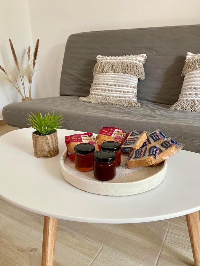 Batsi Seaside Apartment Екстериор снимка
